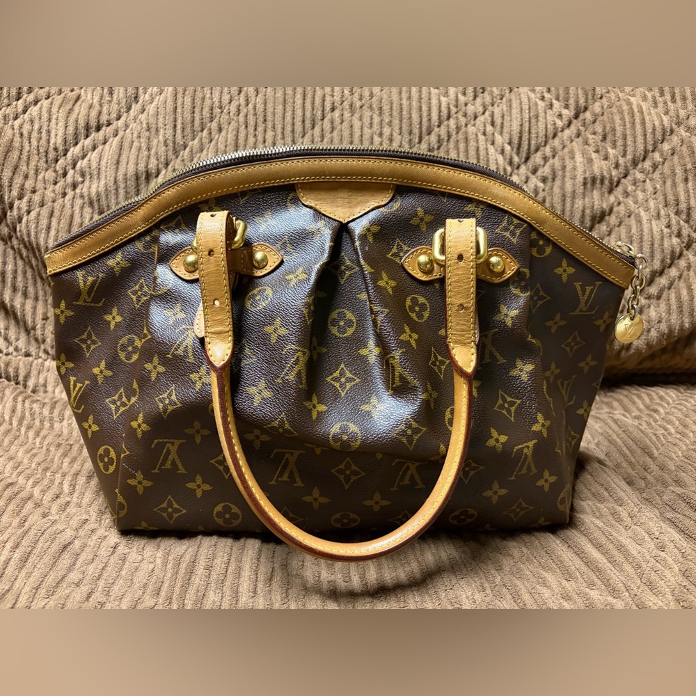 Louis Vuitton Tivoli Brown Canvas Monogram Shoulder Bag - Picture 2 of 6
